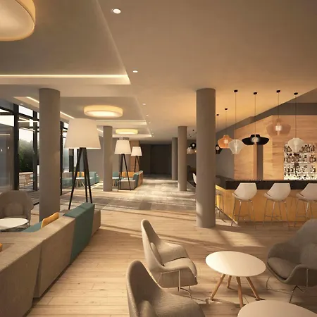 Loginn By Achat Hotel 3*
